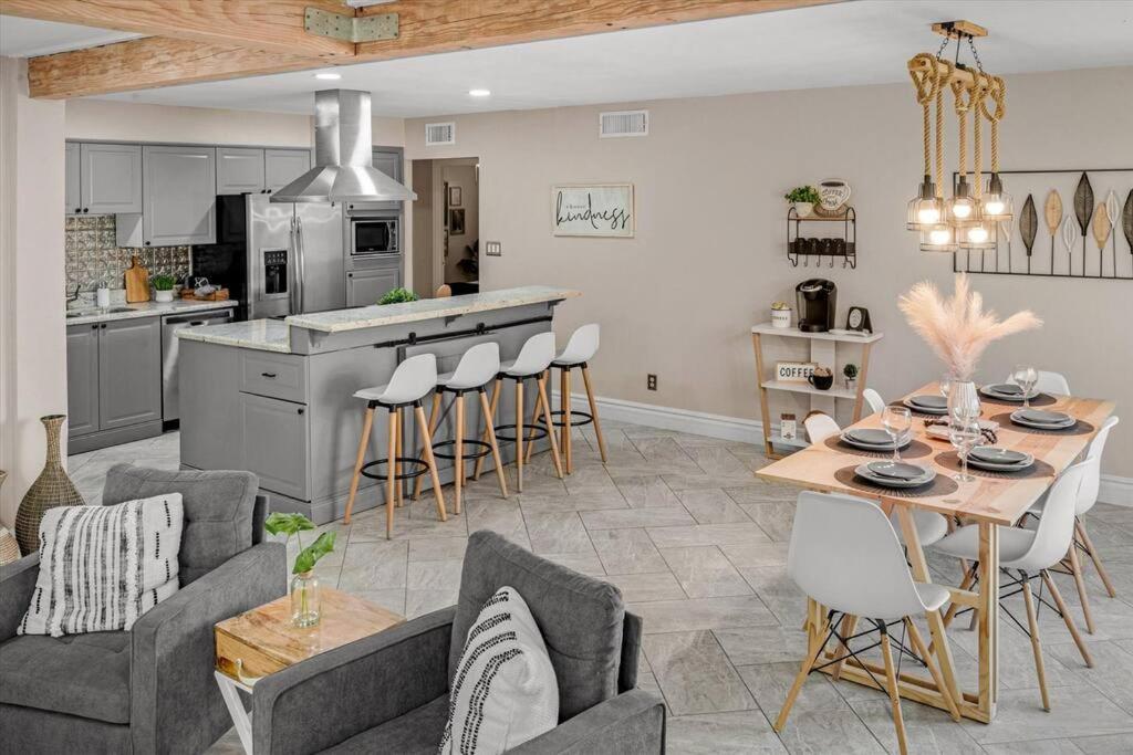 Modern Tempe Home With Heated Pool, Asu Bagian luar foto